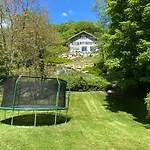 River With Amazing View + Jacuzzi, Garden, Forest Access Villa *