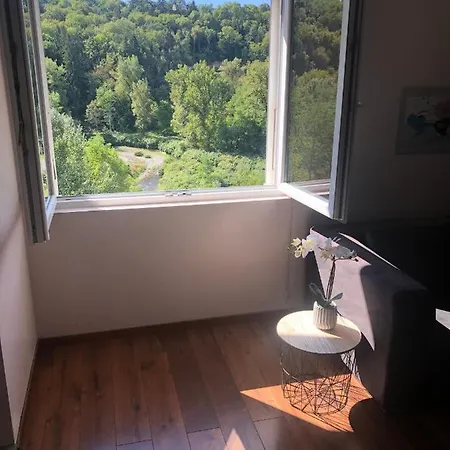 River With Amazing View + Jacuzzi, Garden, Forest Access Villa