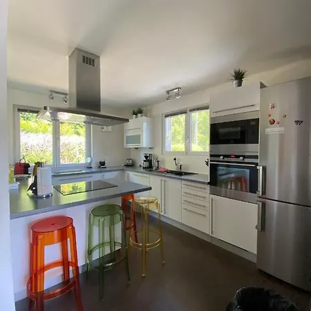River With Amazing View + Jacuzzi, Garden, Forest Access Villa Vétraz-Monthoux