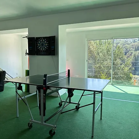 River With Amazing View + Jacuzzi, Garden, Forest Access Villa *